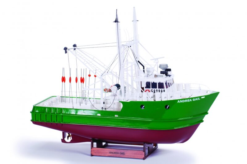 1:30 ANDREA GAIL RC - WOOD