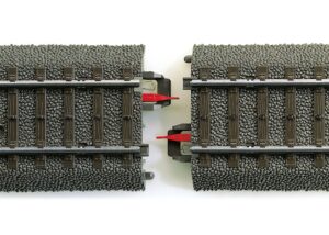 Gauge H0 - Article No. 74030 Centre Rail Insulators (cont.5 pcs.)