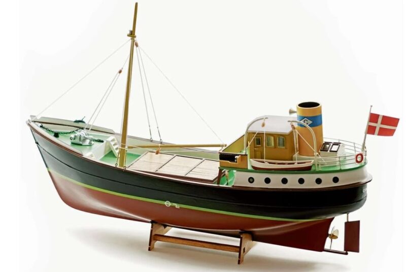 1:60 Billing Boats Carli - plastic hull - photo manual - Billede 4