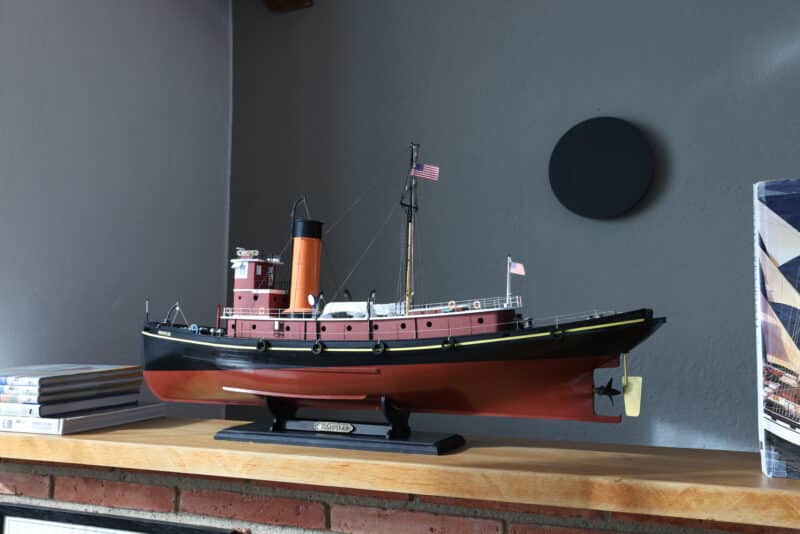 Hercules Tugboat - Bilde 16