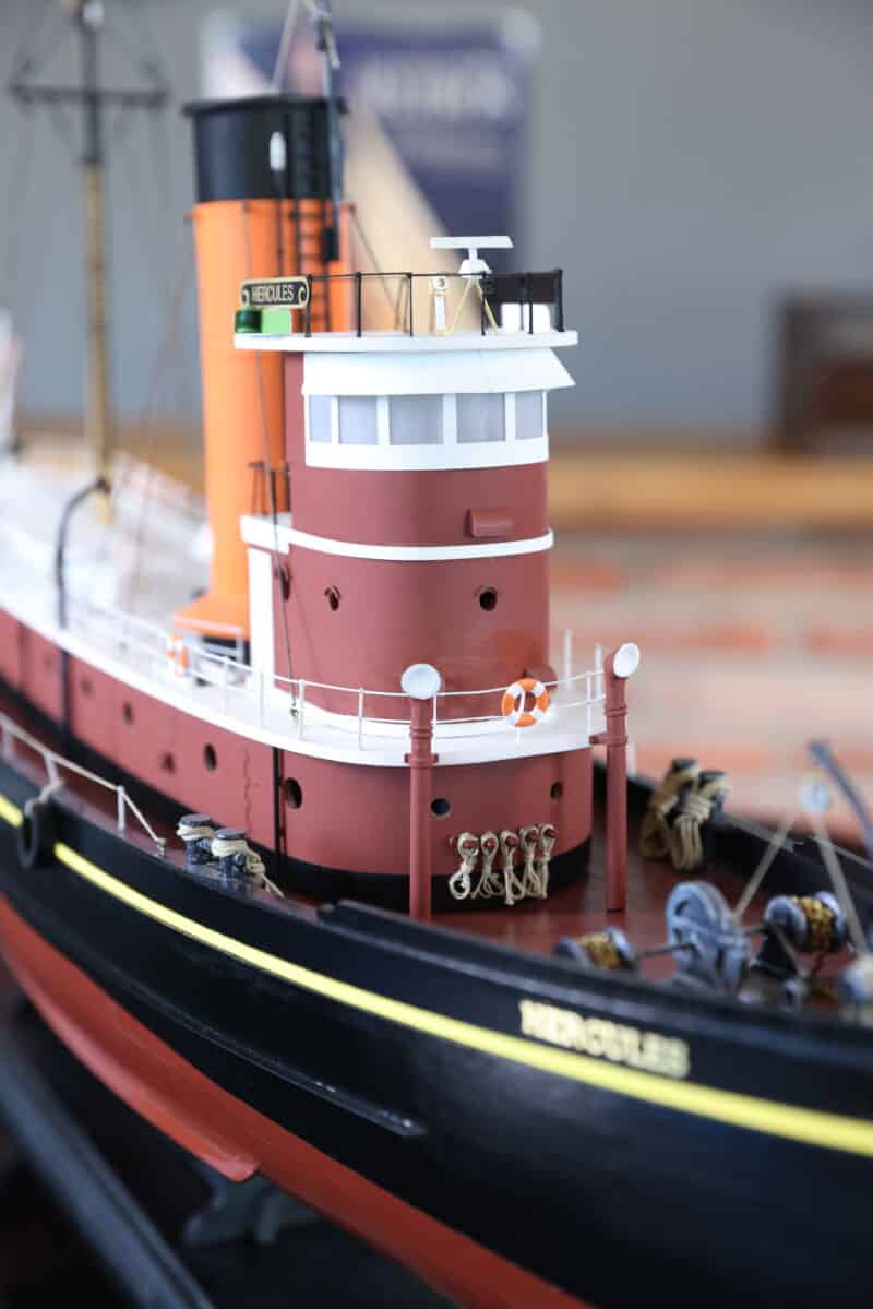 Hercules Tugboat - Bilde 8