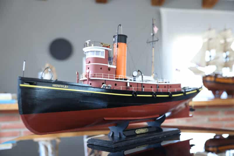 Hercules Tugboat - Bilde 9